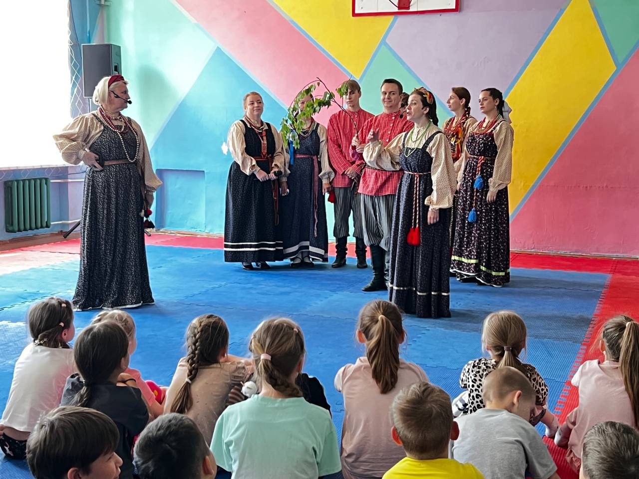 Рассказ о празднике «Троицы».